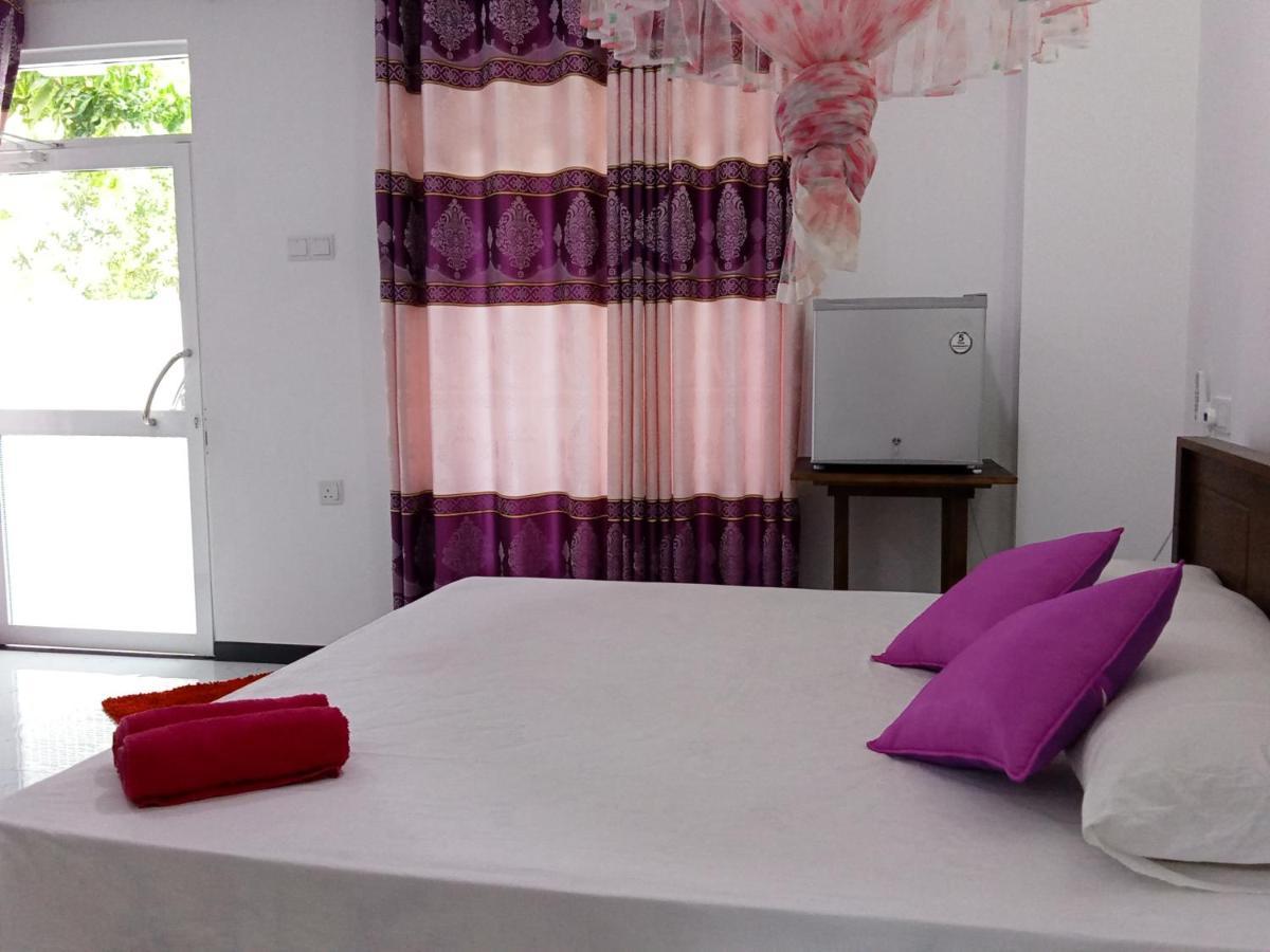 Pearl Holiday Inn Mirissa Extérieur photo